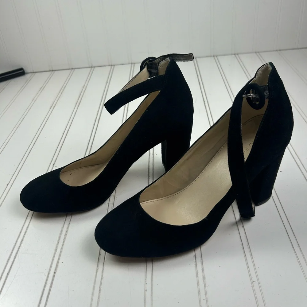 Marc Fisher Vintage Black Suede Velvet Block Heels Pumps Women’s Size 7.5M - Picture 2 of 10